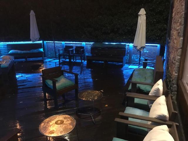 Apartahotel Tres Quinones Sallent De Gallego Exterior photo